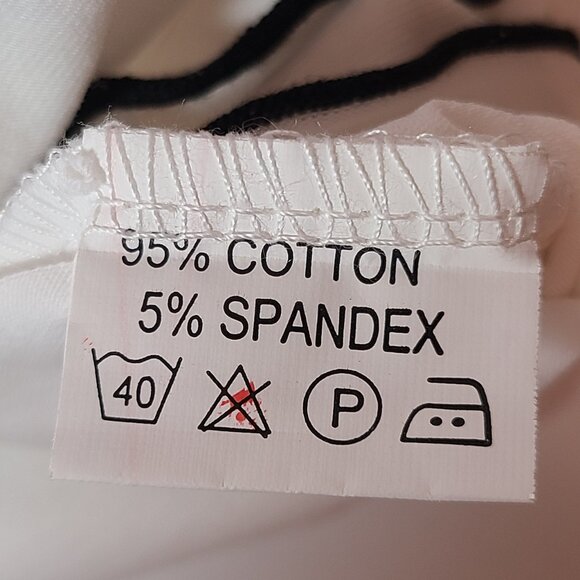 Y2K Ringer Tee with Bold Butterfly Graphic – Size Medium - Picture 8 of 10